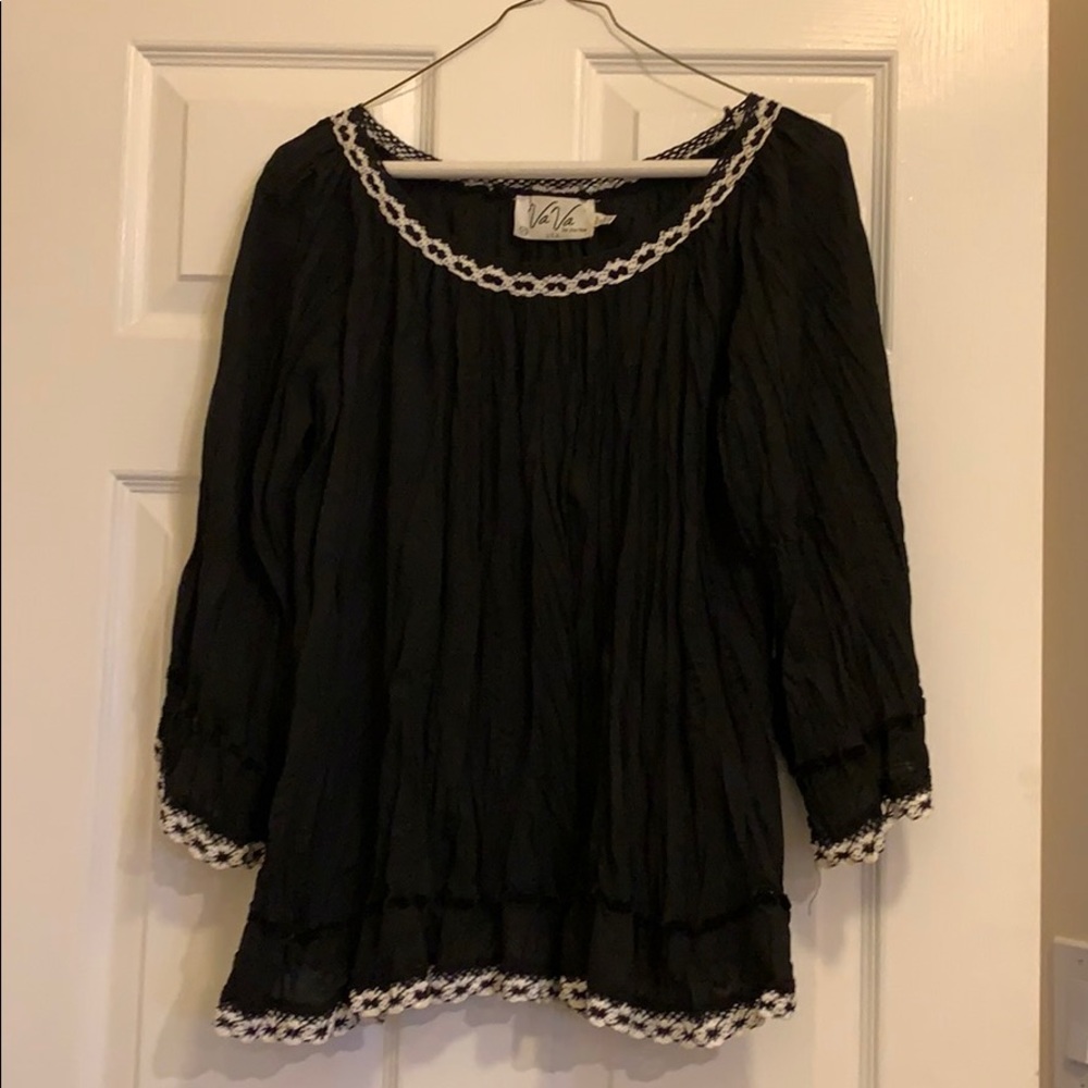 Beautiful xs Black & White VaVa Blouse